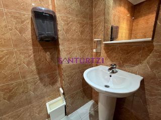 Local comercial en venta en Santurtzi