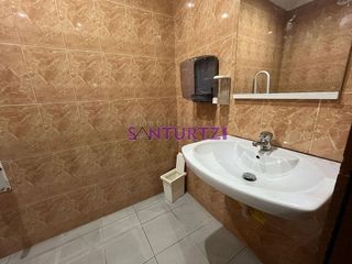 Local comercial en venta en Santurtzi
