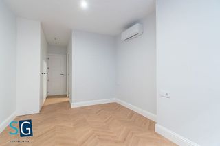 Piso en venta en Camino de Ronda - Rosaleda en Granada