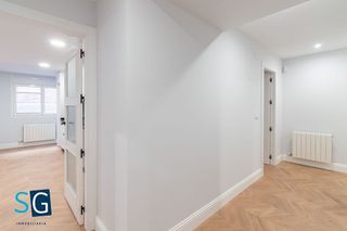 Piso en venta en Camino de Ronda - Rosaleda en Granada