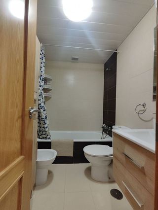 Piso en alquiler en Bola de Oro - Serrallo en Granada