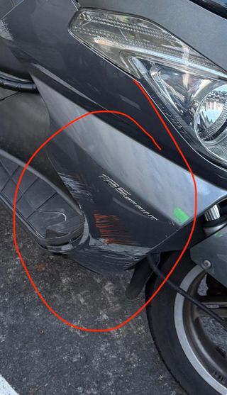 Aprilia Atlantic 125 Maxi Scooter Gris