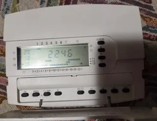 Termostato Perry CR010B usato