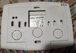 Termostato Perry CR010B usato