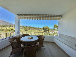 Piso en alquiler en Los Naranjos - Las Brisas en Marbella