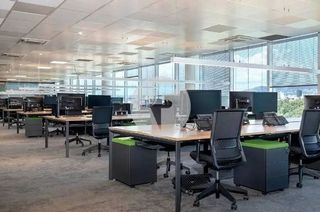 Oficina en alquiler en La Barceloneta en Barcelona