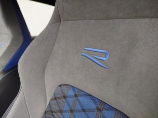 Volkswagen Golf R Nacional