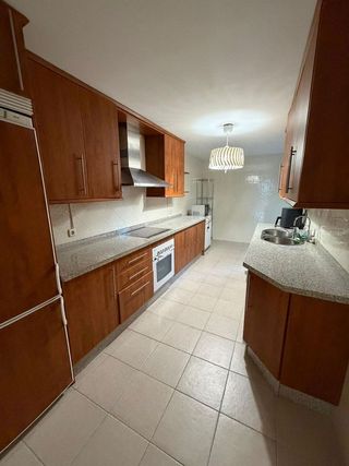 Piso en alquiler en Elviria en Marbella