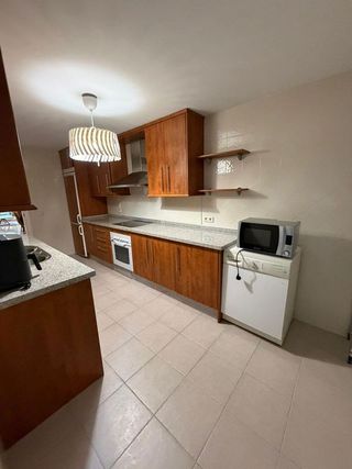 Piso en alquiler en Elviria en Marbella