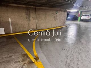 Garaje en alquiler en Artigas - Llefià en Badalona