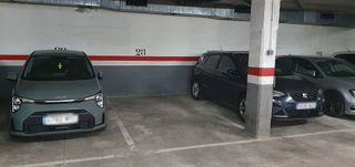 Garaje en alquiler en Sant Josep en Hospitalet de Llobregat, L´