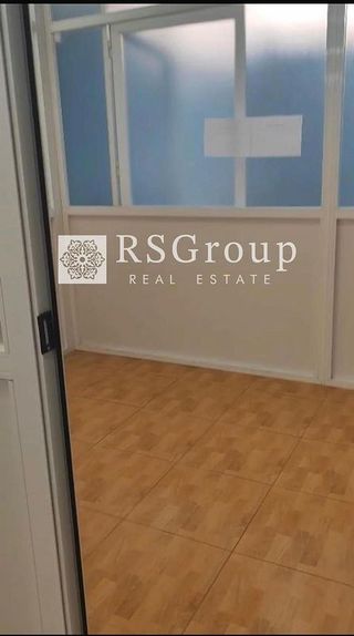 Local comercial en alquiler en Colores - Entreparques en Sevilla