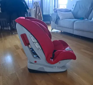 Silla de coche Chicco roja