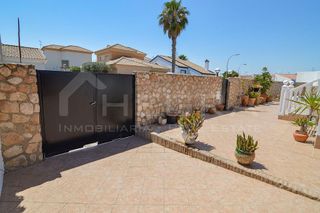 Chalet en venta en Santiago de la Ribera en San Javier