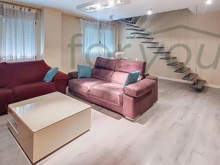 Casa adosada en venta en Avda. Cataluña en Zaragoza