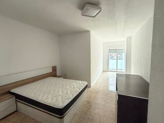 Local comercial en venta en Este en Castellón de la Plana