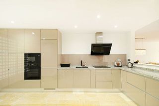 Piso en venta en Benahavís