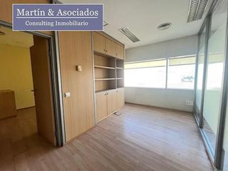 Oficina en venta en Huerta del Pilar en Sevilla