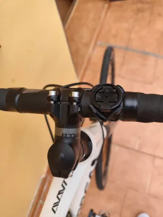 Bicicleta Orbea Avant + Garmin Edge 520