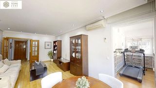 Piso en venta en Parque Ayala - Jardín de la Abadía - Huelín en Málaga