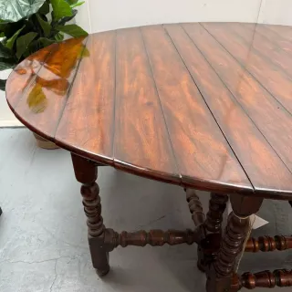 Mesa comedor vintage Theodore Alexander