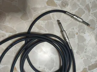 Bajo Eléctrico Azul Harley Benton + Accesorios