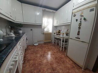 Casa pareada en venta en PAU 2-600 en Puertollano