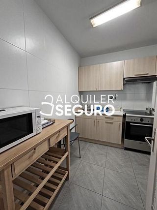 Piso en alquiler en Peñagrande en Madrid