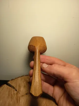 Cuchara de mesa en madera de Olmo