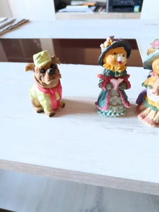 Figuras decorativas osos y perro