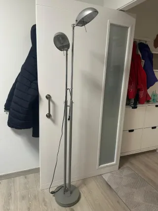 Lámpara de pie doble metal