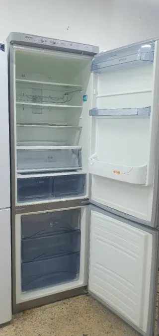 Nevera combi Edesa clase A