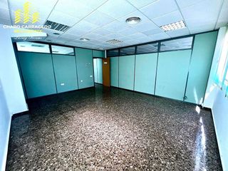 Oficina en venta en Avda. de Abril. - 9 de octubre en Sagunto