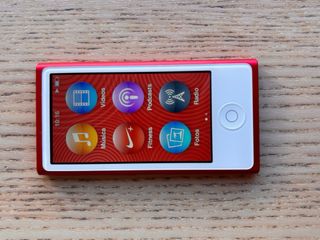 iPod Nano 7ª Gen 16GB Rojo