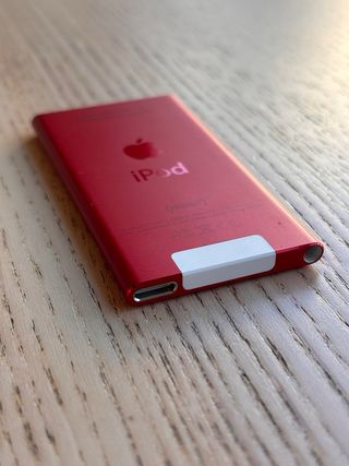 iPod Nano 7ª Gen 16GB Rojo