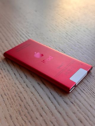 iPod Nano 7ª Gen 16GB Rojo