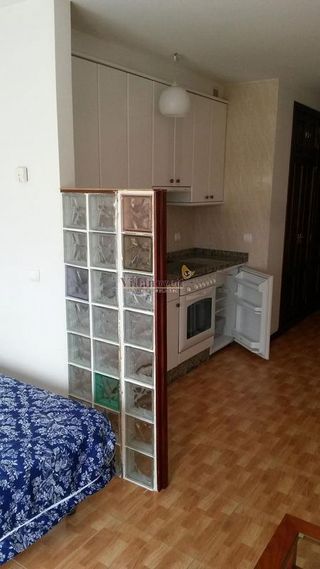 Estudio en alquiler en Calvario - Santa Rita en Vigo