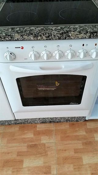 Estudio en alquiler en Calvario - Santa Rita en Vigo