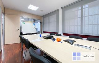 Oficina en venta en Les Corts en Barcelona