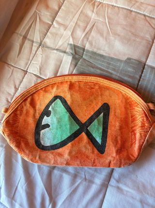 Neceser con dibujo de pez