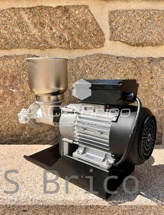 Molino Triturador Maíz Seco y Húmedo Arepas Eléctrico 1,5 Hp - 00807 - GARHE