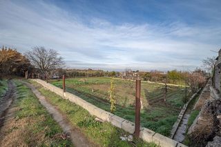 Terreno en venta en Zubia (La)