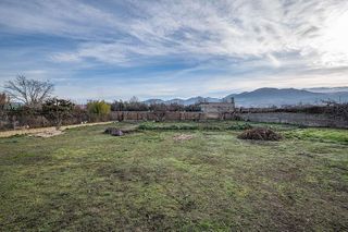 Terreno en venta en Zubia (La)