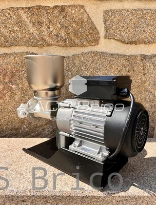 Molino Triturador Maíz Seco y Húmedo Arepas Eléctrico 1,5 Hp - 00807 - GARHE