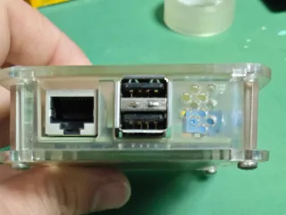 Raspberry Pi B original con carcasa