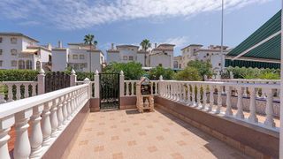 Casa en venta en Nueva Torrevieja - Aguas Nuevas en Torrevieja
