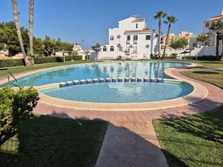 Casa en venta en Nueva Torrevieja - Aguas Nuevas en Torrevieja