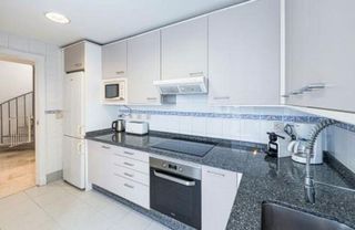 Dúplex en alquiler en Puerto Banús en Marbella