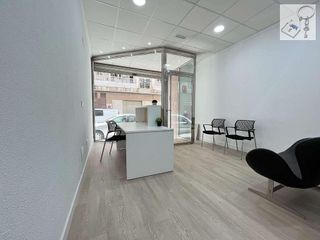 Local comercial en venta en Centro en Torrevieja