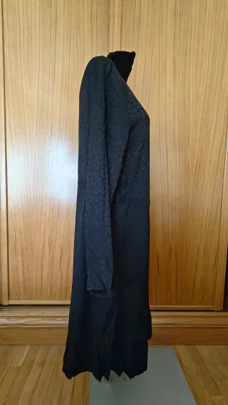 Vestido negro estampado